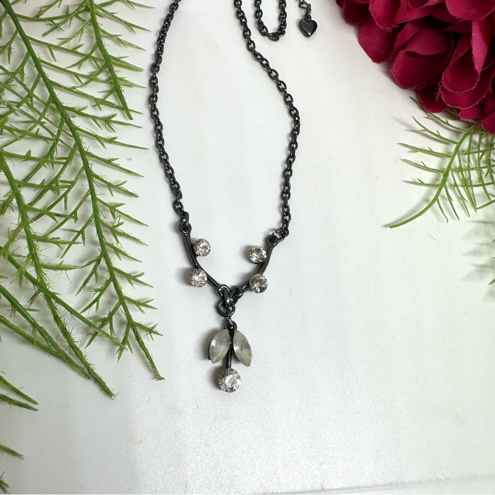 VINTAGE⚜️Made In Paris Crystal Chain Necklace - Picture 2 of 8